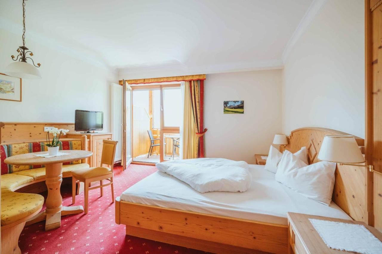 Double Room Mountain View